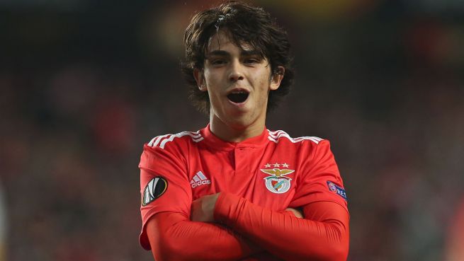 go to World Top Footballer: João Félix